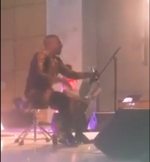 Vidéo: le show spectaculaire de Mbaye Dieye Faye à Genève. Regardez