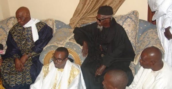 Le Khalife des Mourides à Abdoulaye Wade: « Dama beug sa yengëtu yi nga tekk ko si suf »