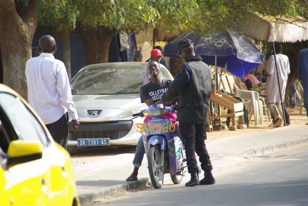 (Photos et texte) Opération coup de poing: Traque des motos deux-roue à Dakar