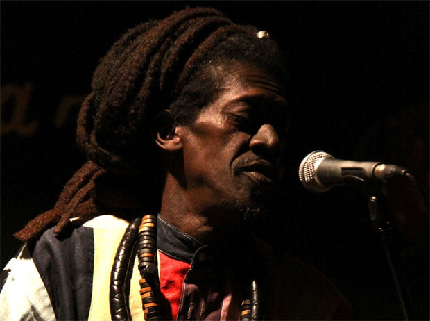 Cheikh Lô: « Youssou Ndour n’a jamais eu aucune distinction avec le *mbalakh* »