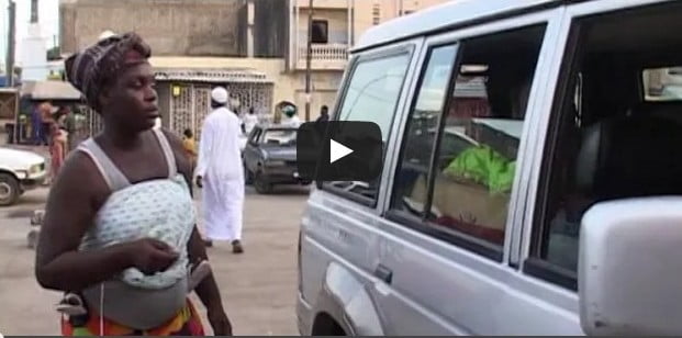 Vidéo: Extrait du film »Lebtoo Faytoo »