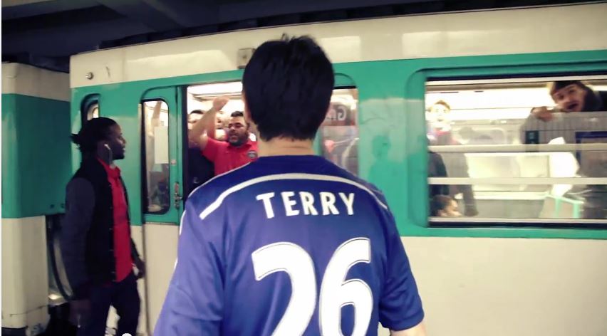 Humour : Des supporters du PSG parodient la scène du métro
