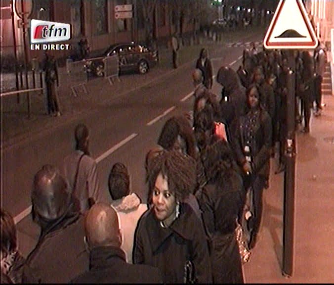 Vidéo: L’ambiance devant le «Dock Pullman» à  Paris