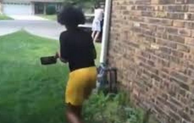 Audio – Teuss: elle verse de l’eau bouillante à son voisin après la défaite de Balla Gaye 2. Ecoutez