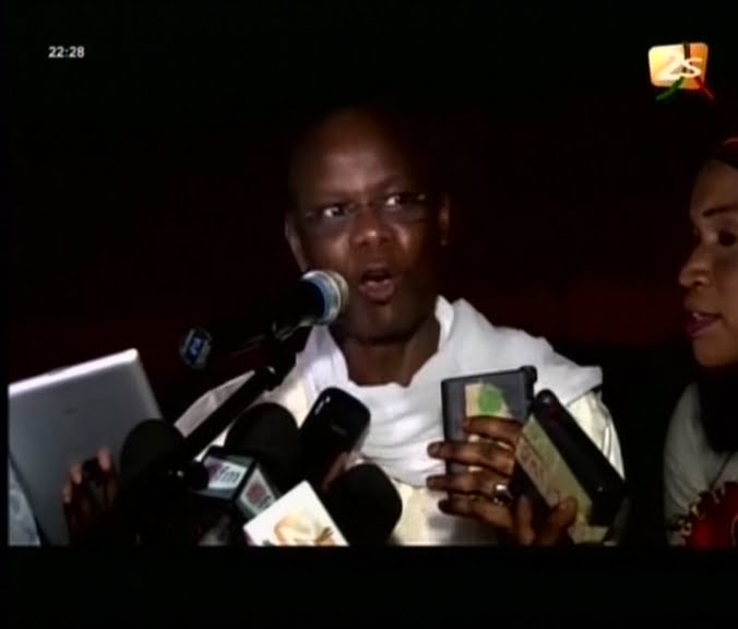 Vidéo: Au meeting de Ndangalma, Mor Ngom  a annoncé la victoire de Tapha Tine face à Ama…