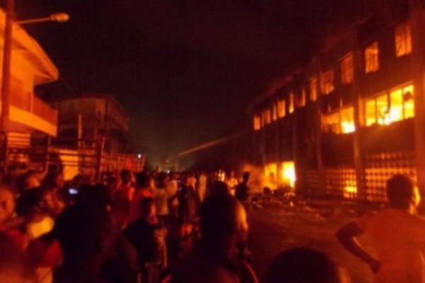 Un feu d’une rare violence prive la moitié de la ville de Ziguinchor  d’électricité
