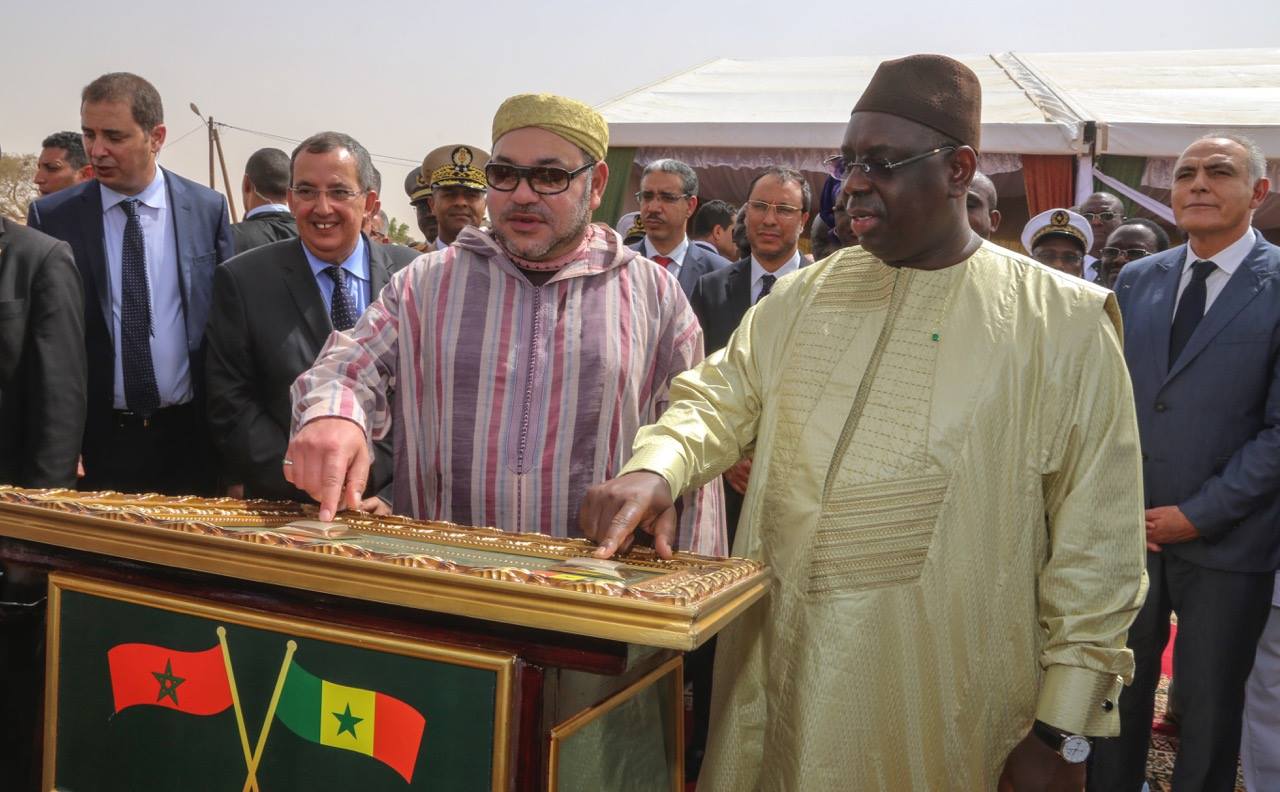 (4 Photos) Macky et Mohammed VI inaugurent le raccordement au réseau national électrique des villages de Louga