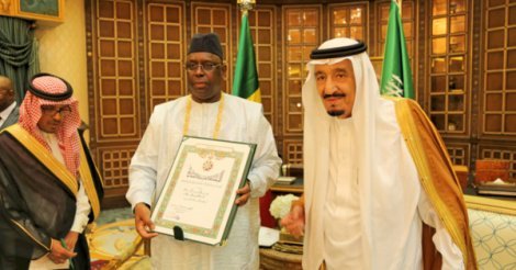 « Diplomatie du portefeuille : 1 Wissam pour 2000 commandos », Par Momar Mbaye