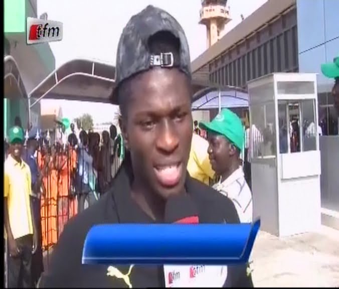 Vidéo- Accueil chaleureux réservé aux Lionceaux  à l’aéroport de Dakar