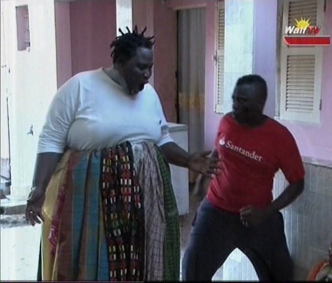 Vidéo: Ndogou Li avec Tann Bombé du 28 juin 2015. Regardez