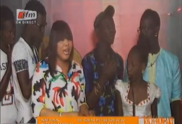 Vidéo: Amina Poté ébahie par cette petite fille… Regardez