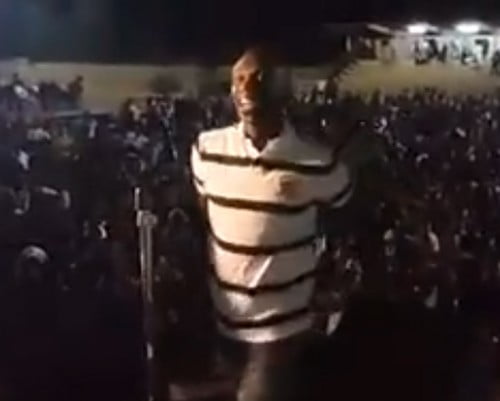 Regardez la nouvelle danse de Pape Diouf