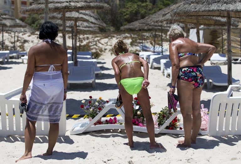 Tunisie: des milliers de touristes évacués après un massacre dans un hôtel