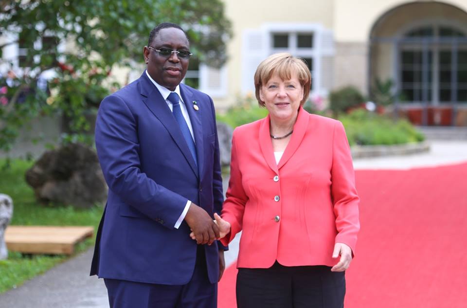 Macky Sall brille de mille feux à l’extérieur, mais clignote de l’intérieur