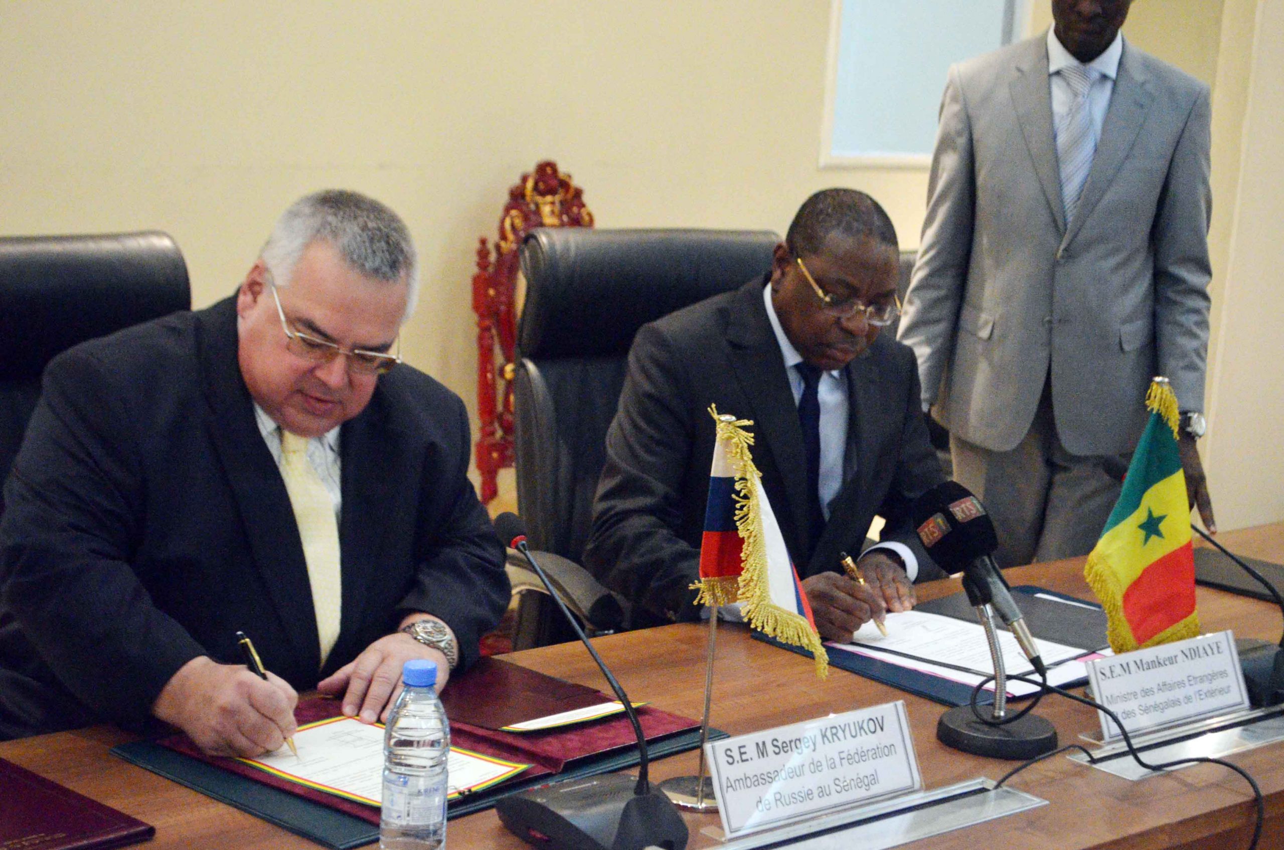 Dakar signe un accord d’exemption de visas avec Moscou