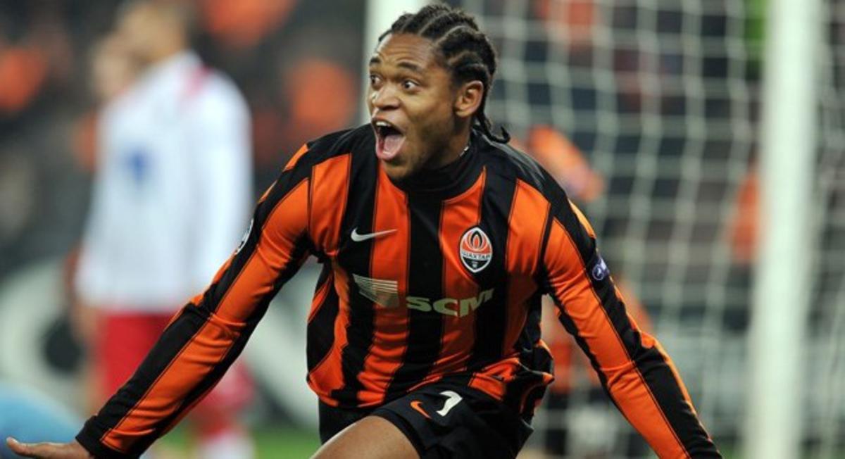 Luis Adriano débarque au Milan AC après Carlos Bacca