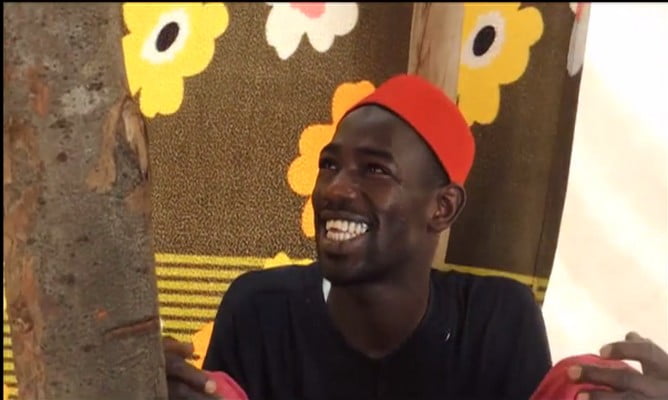 Série: Kooru Maalaw avec Yoro, épisode 12