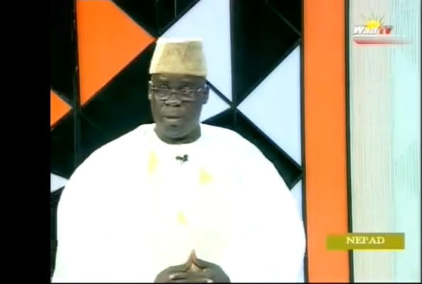 Vidéo: Sa Ndiogou ironise les propos de l&rsquo;Imam de la grande mosquée: « Macky yagnou saff… »