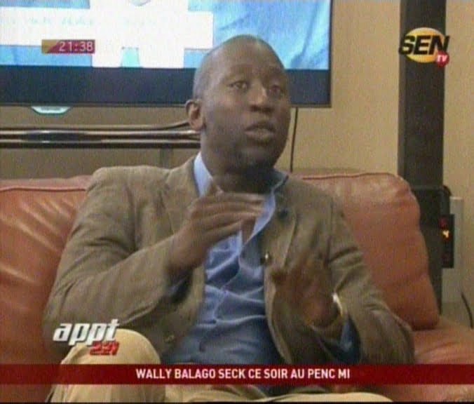 Video: Un jet setteur fait de graves révélations sur les homosexuels de Dakar et parle d’une photo de Tange Tandian jugée de… Regardez