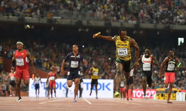 Mondiaux d’athlétisme: la Jamaïque conserve son titre en relais 4X100m, les USA disqualifés