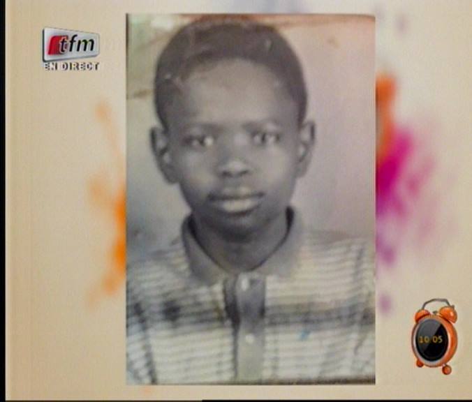 Vidéo:  Pape Cheikh Diallo  dévoile des photos de souvenirs de Macky Sall, Aissatou Diop Fall..