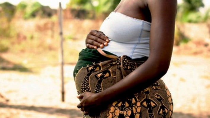 Un artiste comédien sénégalais engrosse 8 filles en 4 ans