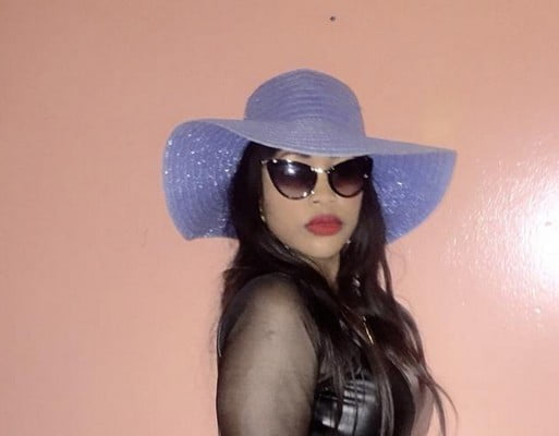 (2) Photos: Guigui, fashionista affiche son look d’été
