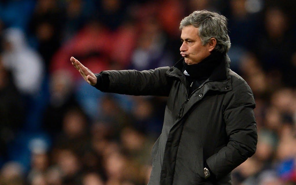 Mourinho menace ses stars:  » je ferai avec les jeunes s&rsquo;il le faut »