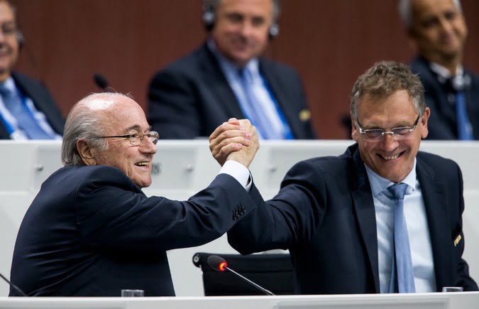 Fifagate: Lâché par Blatter, Valcke, les dessous d’une défenestration