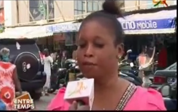 Vidéo – Mbarane pour la Tabaski, une jeune femme se confie: « Mane douma mbarane, sama copain dinama.. » Regardez