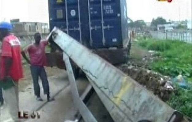 Un train contenant de l’acide déraille et  crée la débandade à Thiaroye/Mer