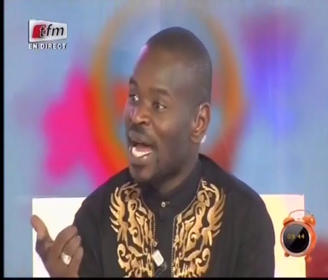 Video: Ecrire que « Pape Cheikh est surpris dans une chambre »es plus lu qu’un article qui parle de …