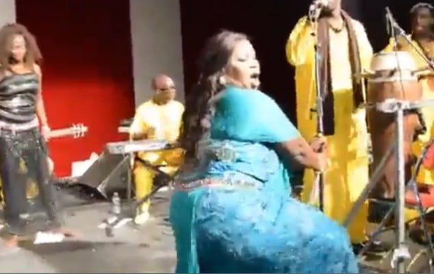 (Vidéo) Le « leumbeul » appuyé de Ngoné Ndiaye au Dock Haussman…. Regardez