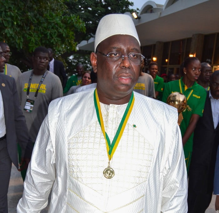 Arrêt sur image: Macky Sall médaillé d’or de l’Afrobasket…