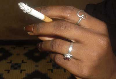 Dr Abdoul Aziz Kassé : «Le tabagisme féminin peut modifier les règles, entraîner des ménopauses précoces et des avortements »