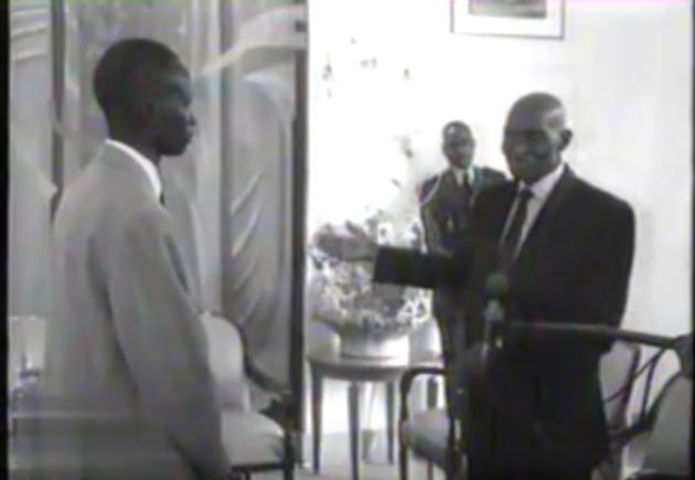 Vidéo- Souvenir : Me Wade s’adressant à Modou Diagne Fada tout nouveau ministre de la jeunesse, c’était il y a 15 ans