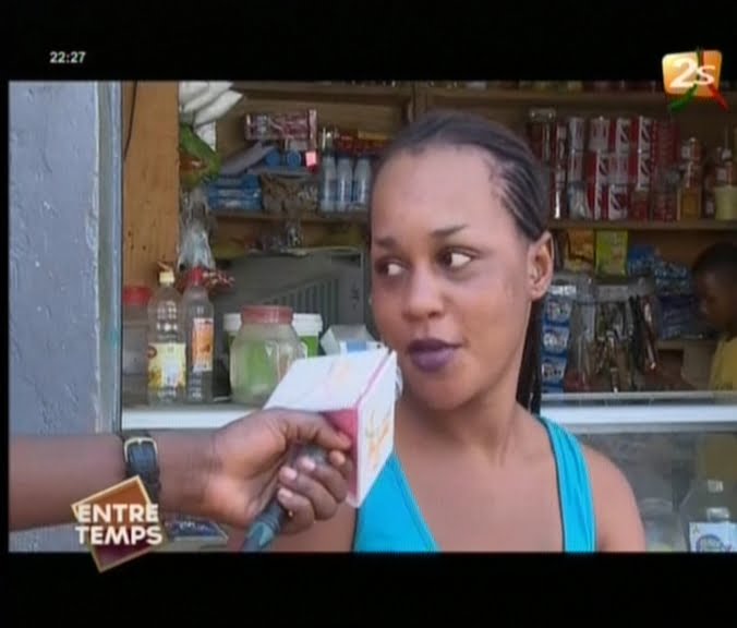 Vidéo- Relation à distance: Les jeunes filles en parlent. Regardez