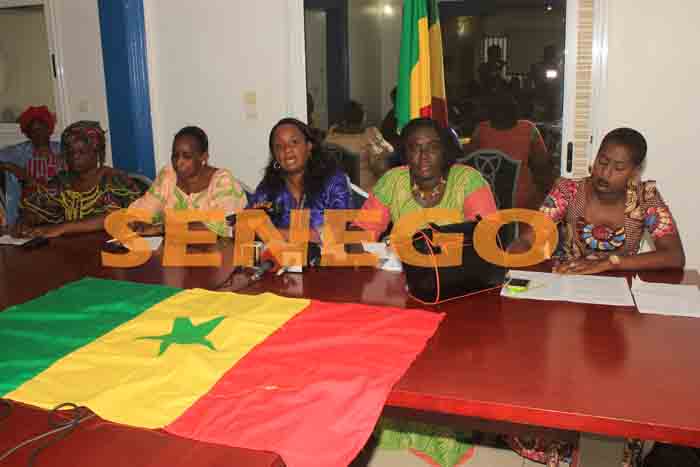 Des citoyens sénégalais exigent la démission de Niasse, la dissolution de l’Assemblée…