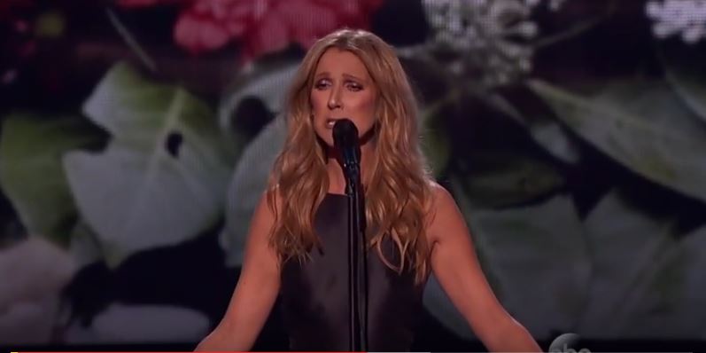 L’émouvant « hymne à l’amour » de Céline Dion pour Paris