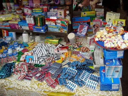 Touba : Saisie de médicaments périmés et contrefaits, de bonbonnes de gaz et de produits alimentaires