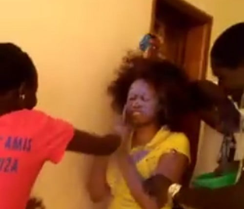 Vidéo: quand Adiouza est complètement « défigurée »…