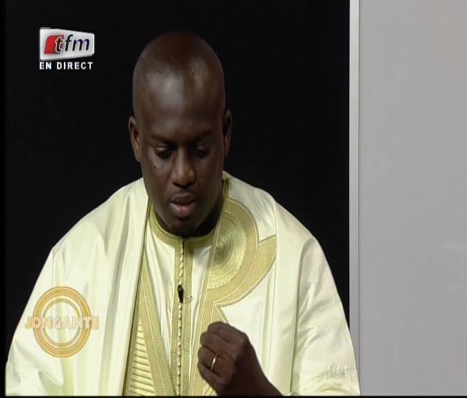 Vidéo: Aziz Ndiaye explique le différend qui l’oppose à Modou Lô. Regardez