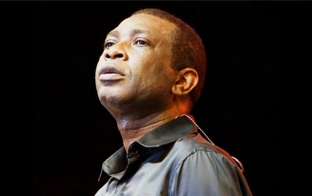 (Vidéo) Attentats de Paris: Youssou Ndour fait observer une minute de silence à Michigan…