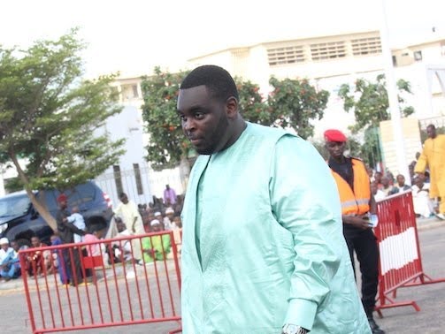La vidéo de cet homme qui ressemble étrangement à Amadou Sall fait le buzz…