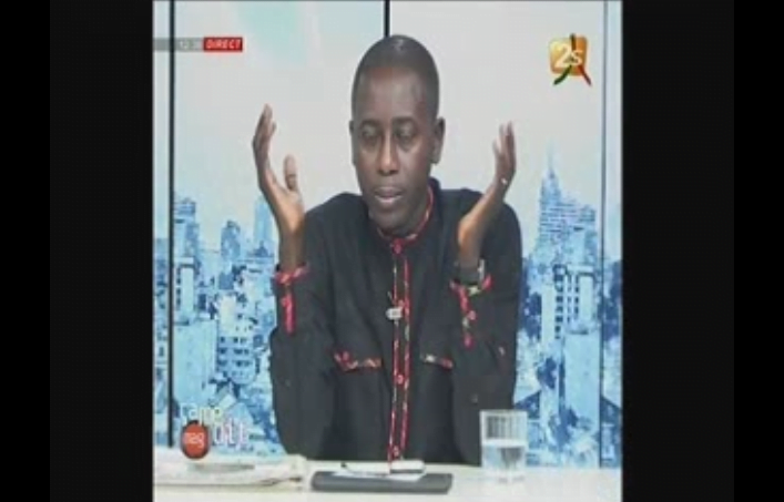 Vidéo: Pape Alé Niang interrompu en direct par El Hadj Ndiaye, Version Sa Ndiogou. Regardez