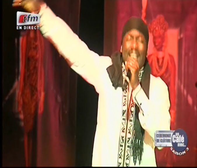 Video: Bidew Bou Bess met le feu au Grand Théâtre avec la chanson « Belle » . Regardez