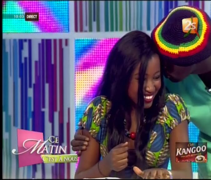 Video: Les délires de Yoro avec la nouvelle présentatrice de la 2Stv, à mourir de rire