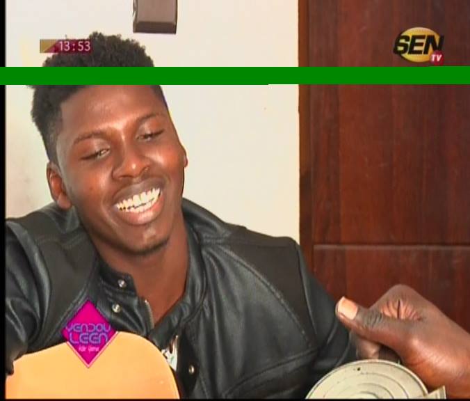 Vidéo:Incroyable interprétation de Kane Diallo avec le morceau  »Yaye » de Thione Seck Regardez