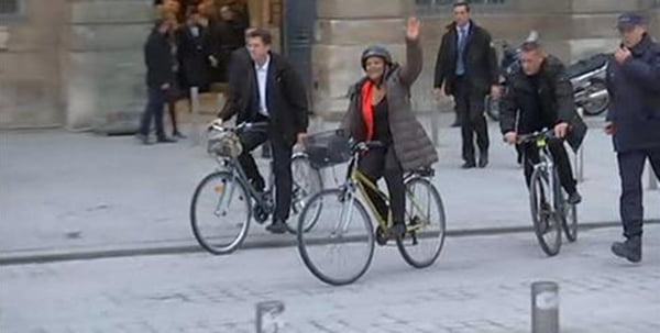 Video: Christiane Taubira quitte officiellement ses fonctions et repart … à vélo Regardez !