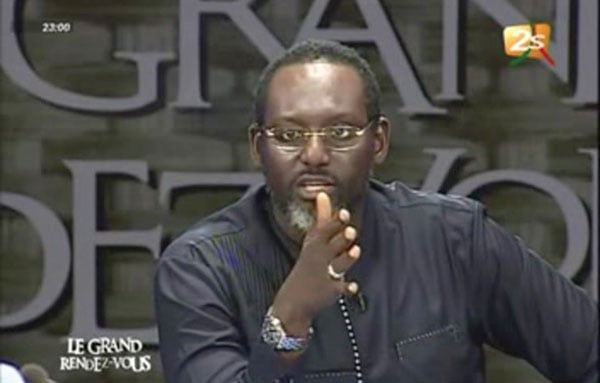 Vidéo: Question pertinente de Alioune Ndiaye à Kira séduction…Regardez
